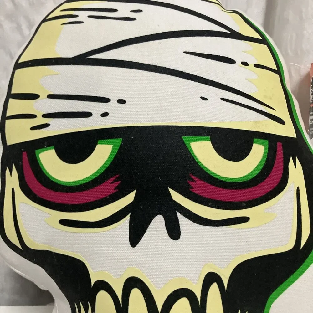 New HYDE & EEK Mummy Head Throw Pillow Halloween Prop
